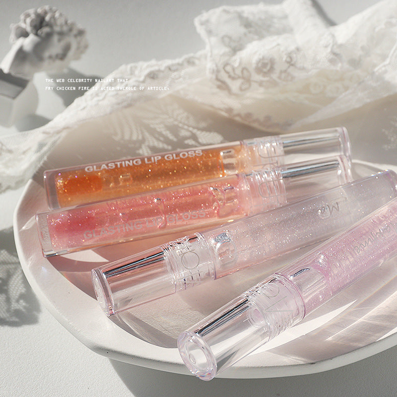 Feuchtigkeitsspendender Lipgloss